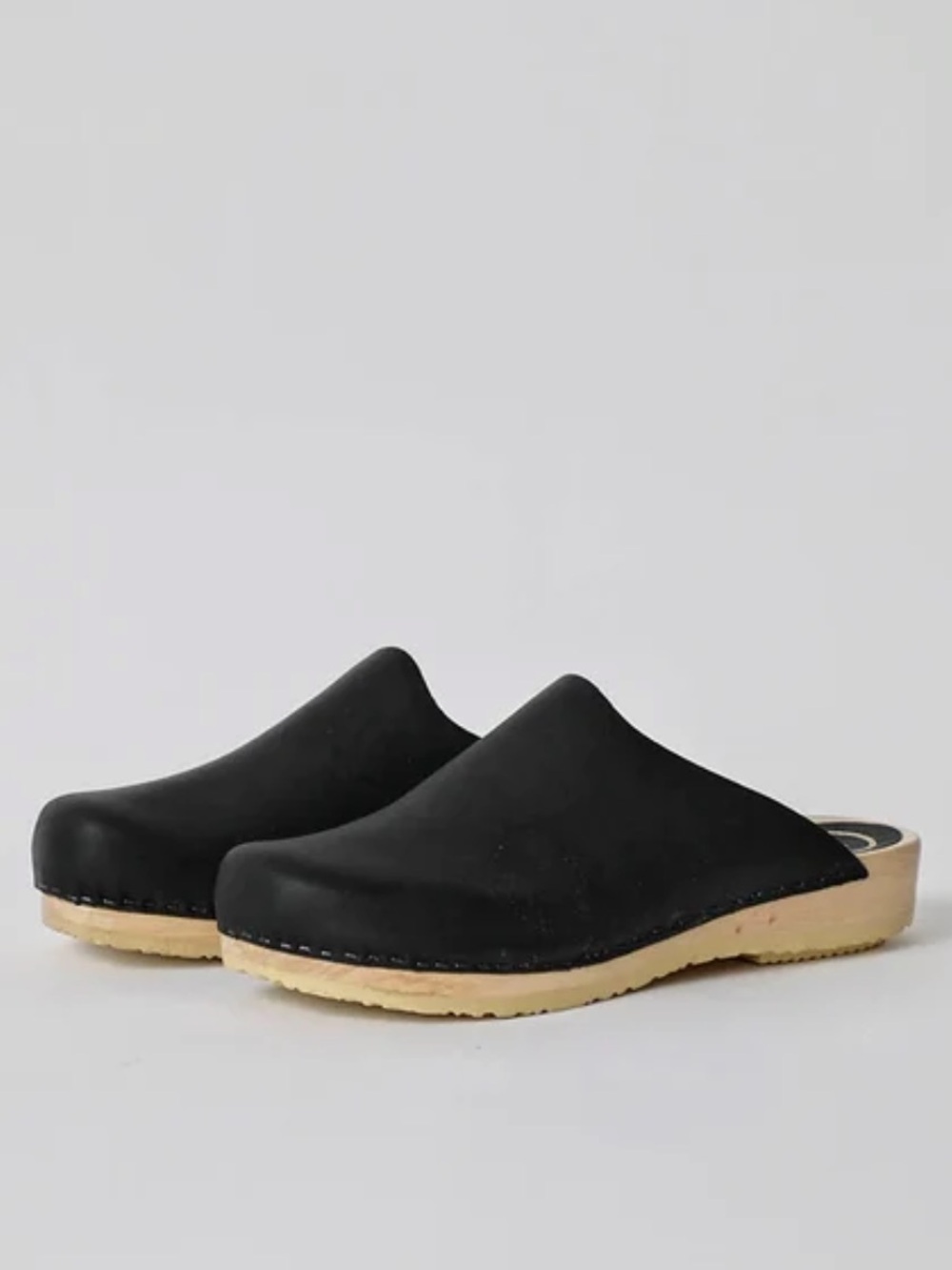 No 6 Store Flat Contour Clog